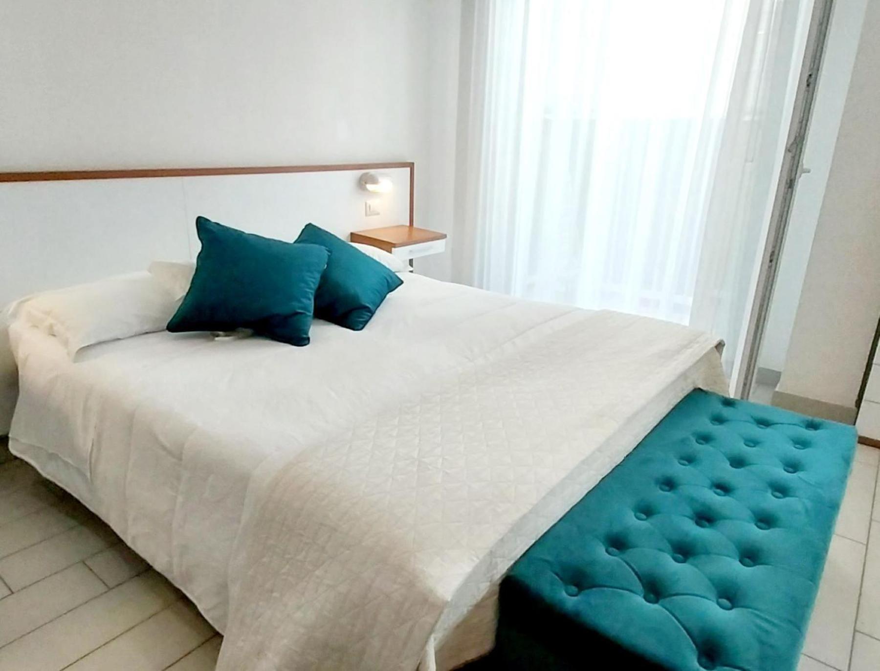 Hotel Brotas ريميني المظهر الخارجي الصورة